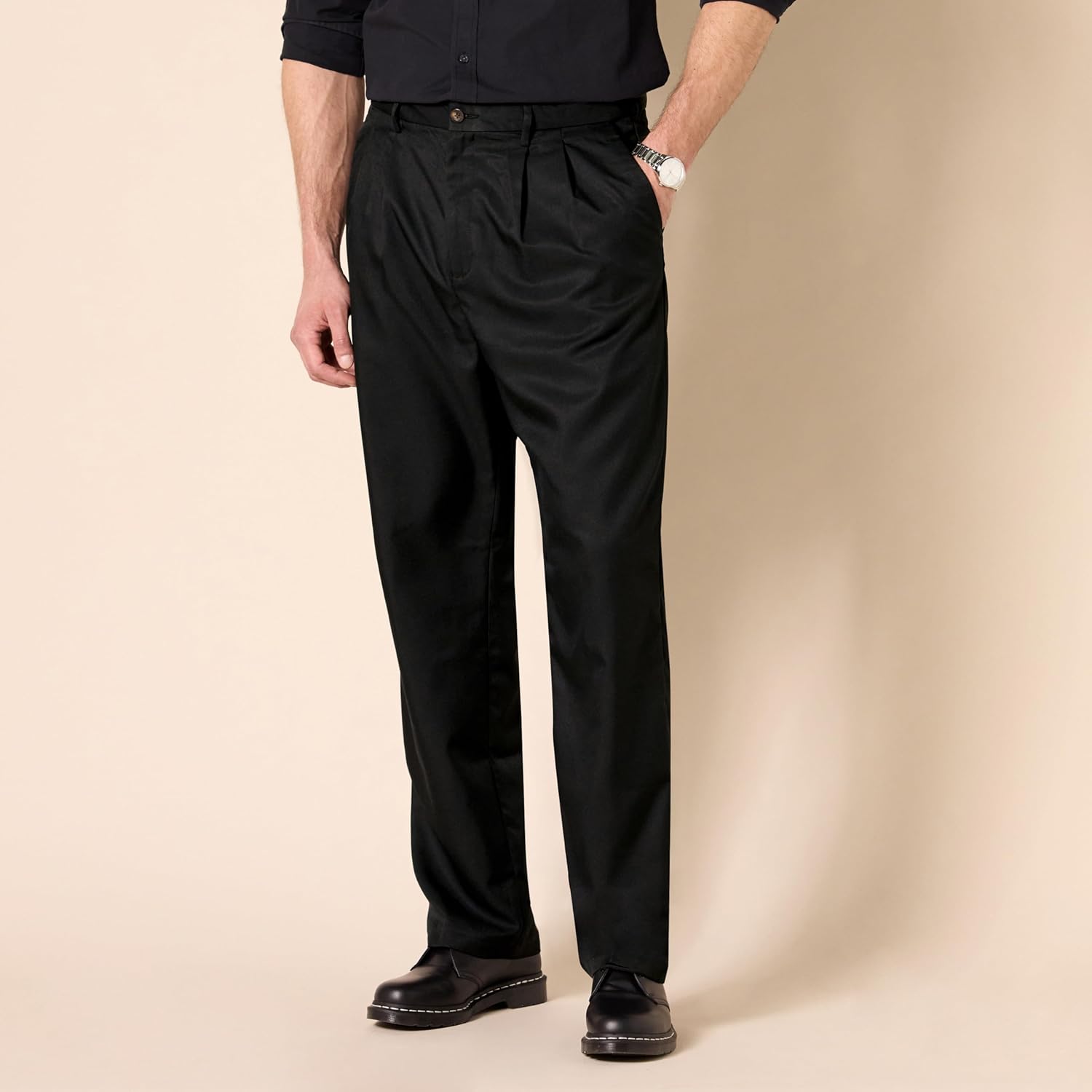 Men's Classic-Fit Expandable-Waist Pleated Dress Pant