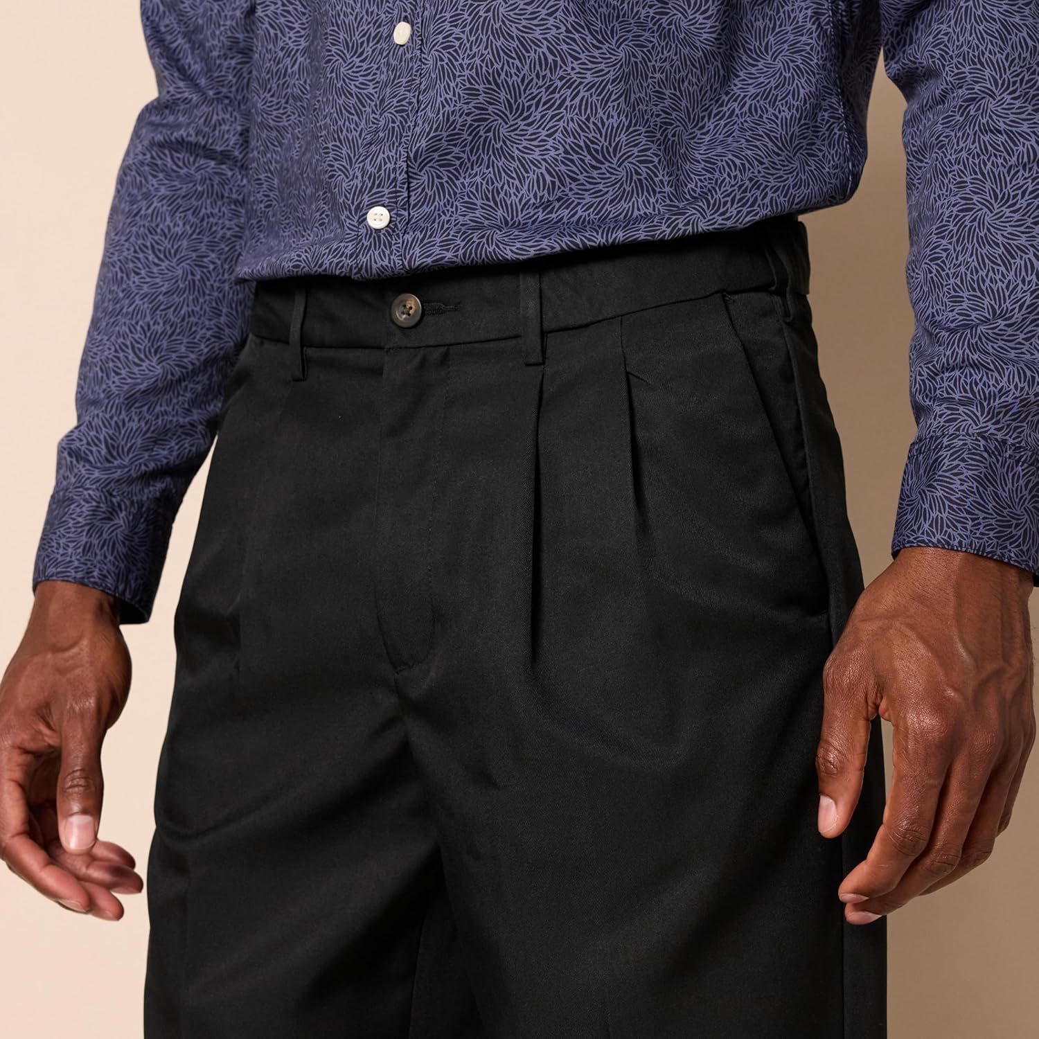 Men's Classic-Fit Expandable-Waist Pleated Dress Pant